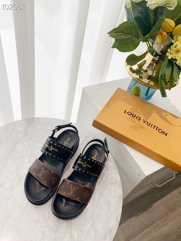 LV $74 gallery