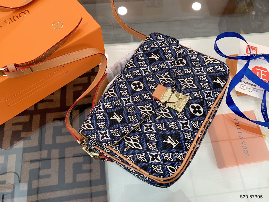 LV $75 gallery