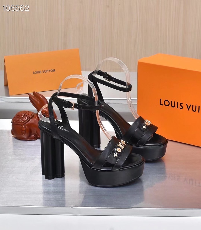 LV $75 gallery