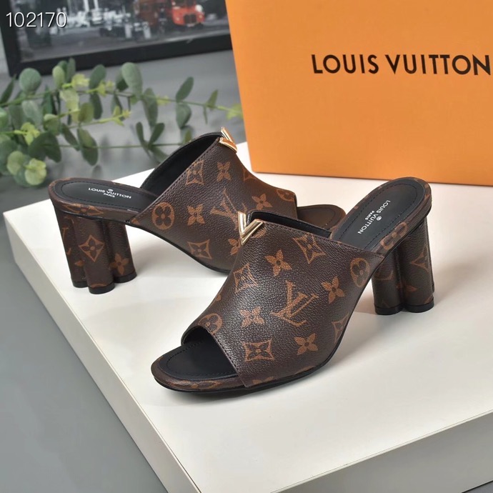 LV $75 gallery