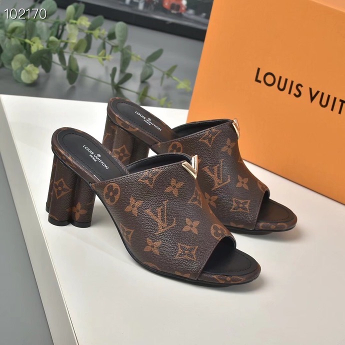 LV $75 gallery