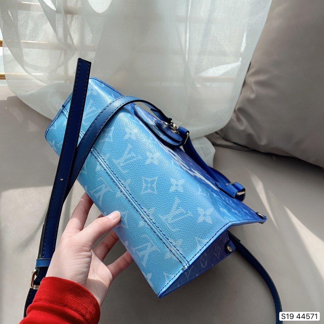 LV $75 gallery