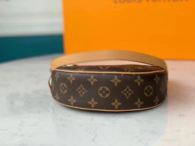 LV $75 gallery