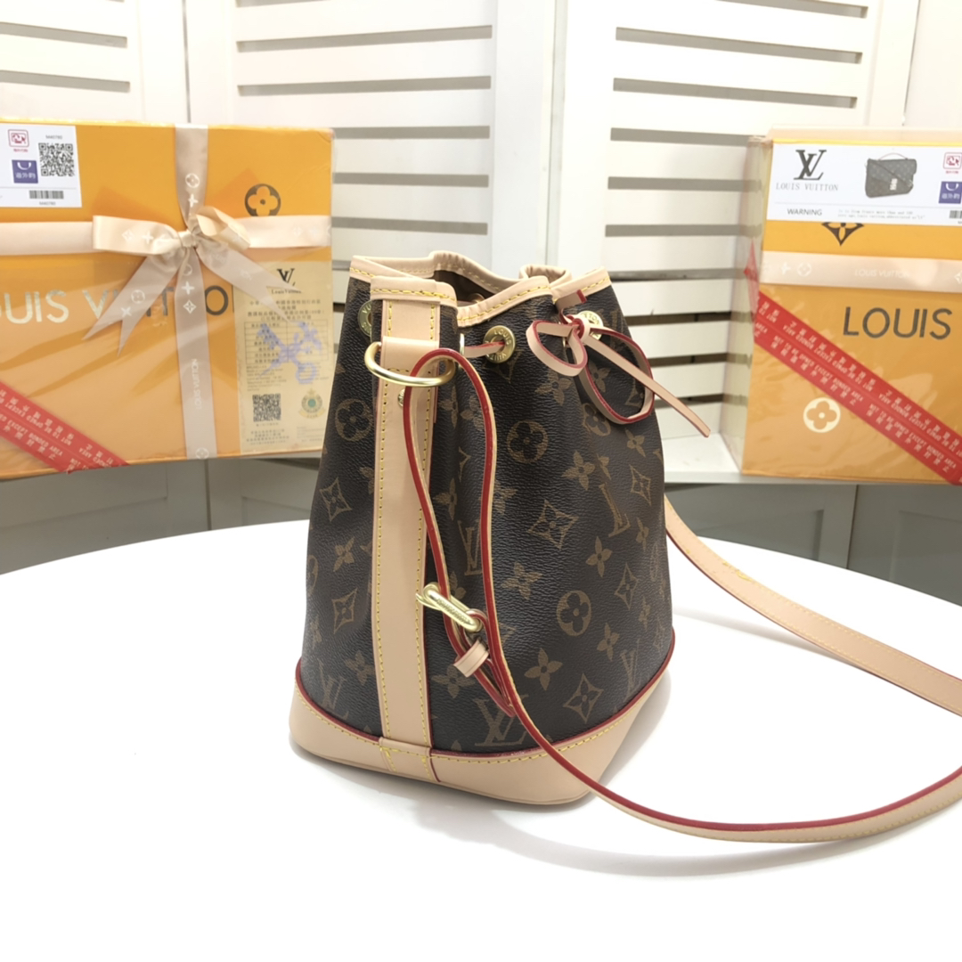 LV $75 gallery