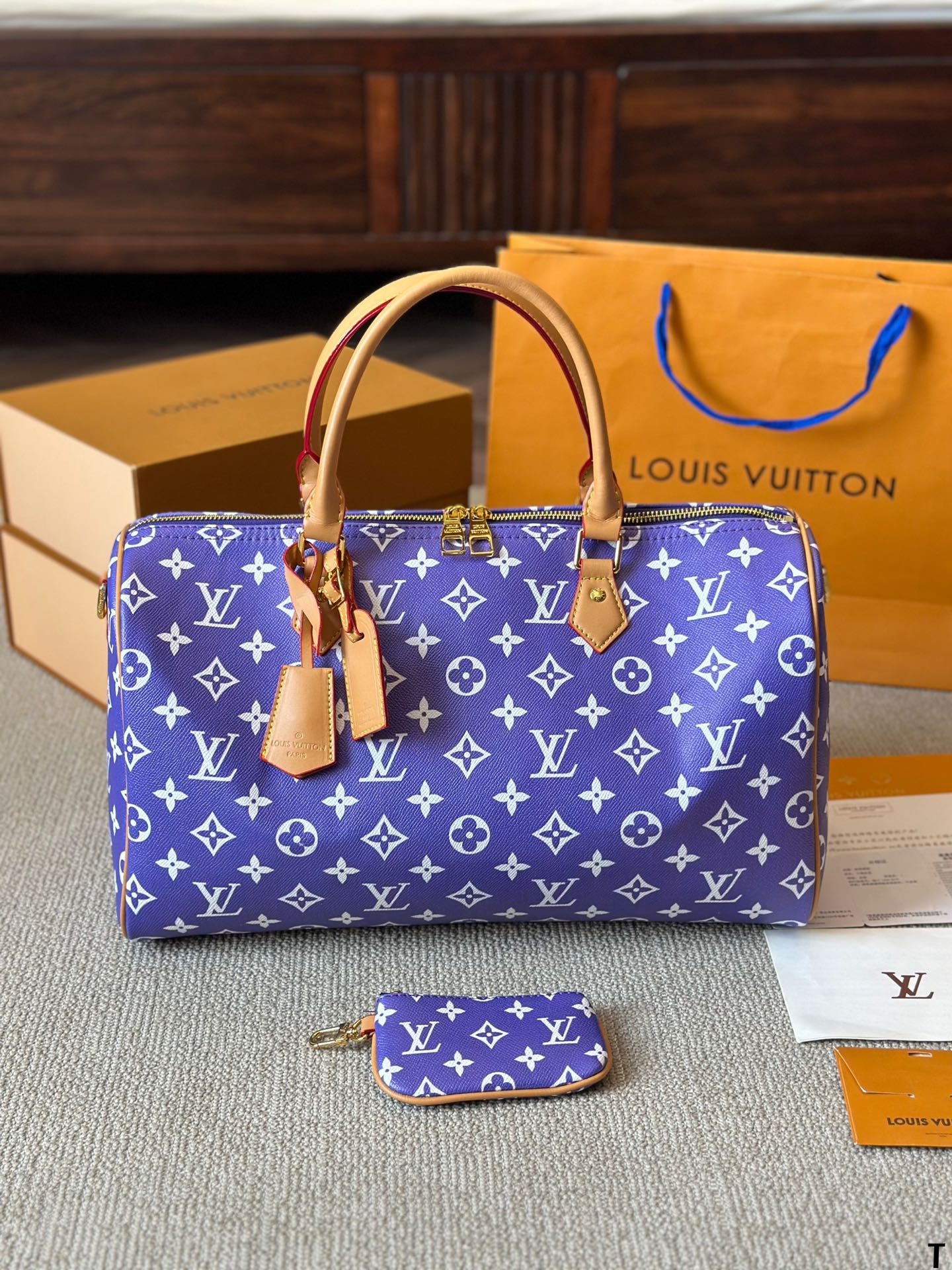 LV $75 gallery