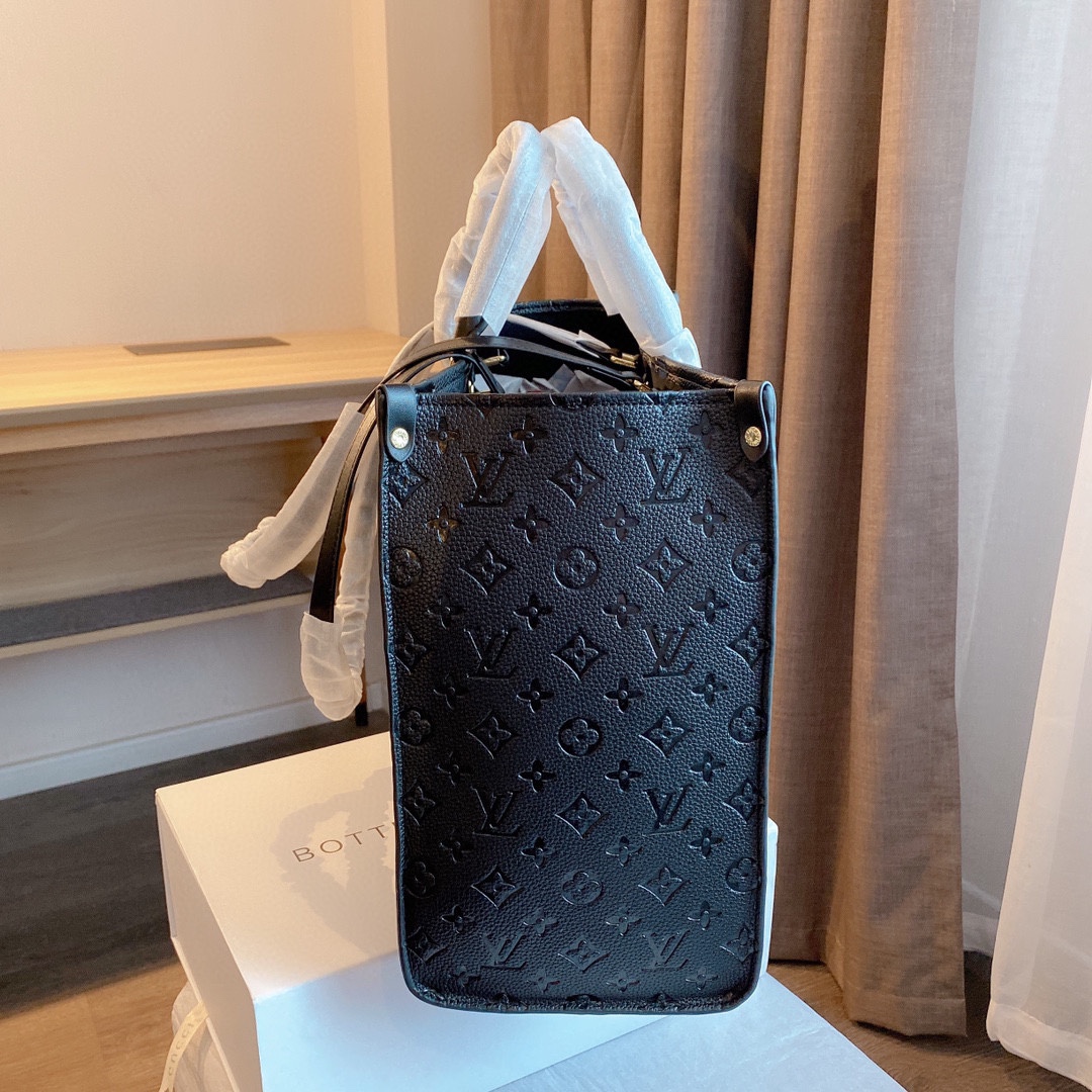 LV $75 gallery