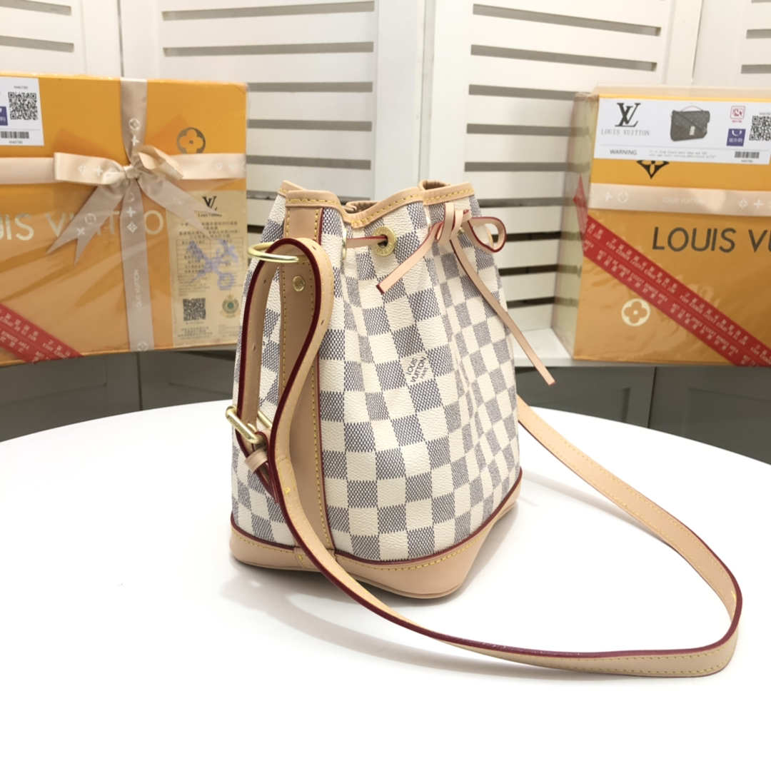 LV $75 gallery