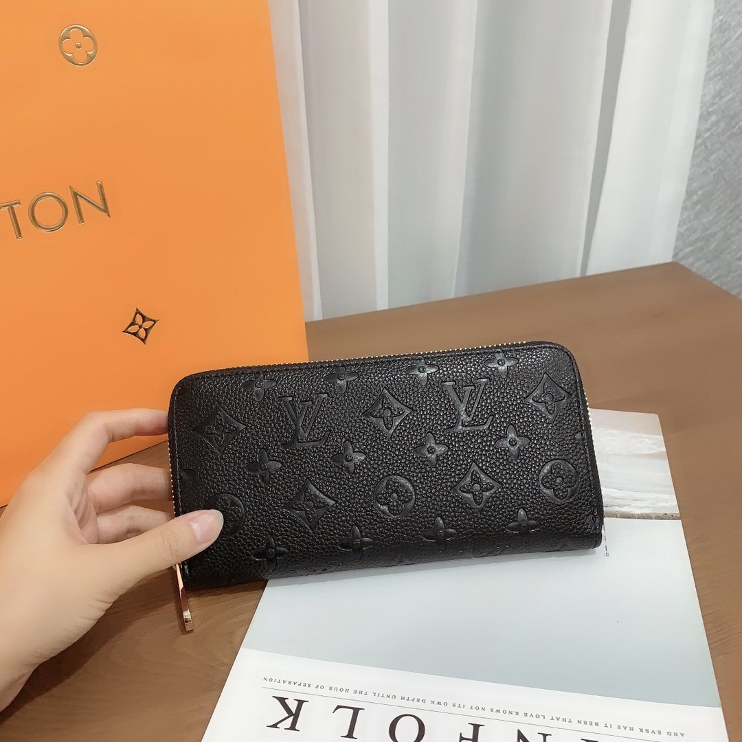 LV $75 gallery