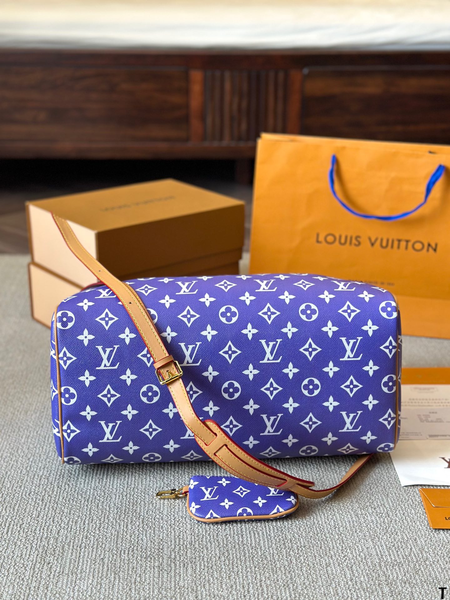 LV $75 gallery