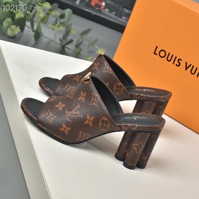 LV $75 gallery