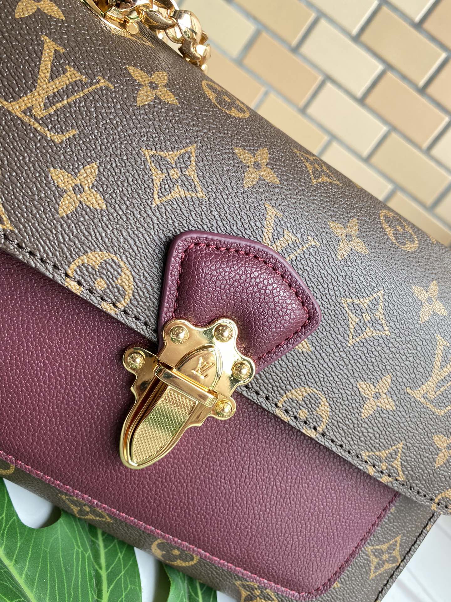 LV $76 gallery