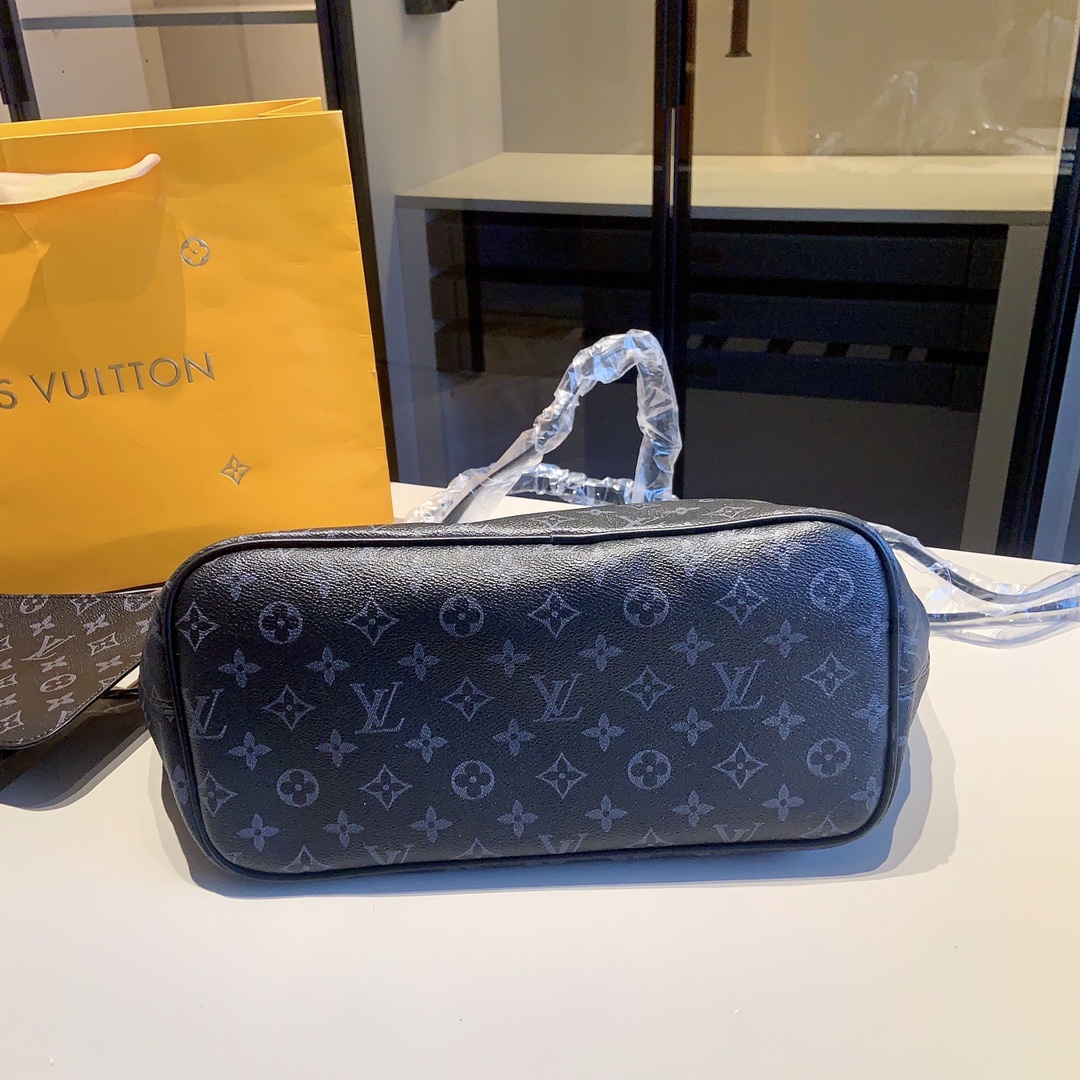 LV $76 gallery