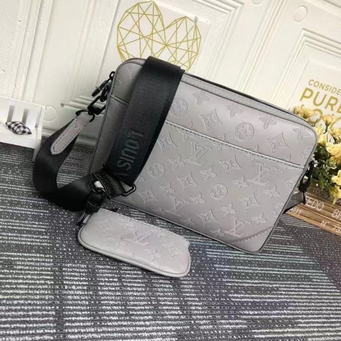 LV $76 gallery