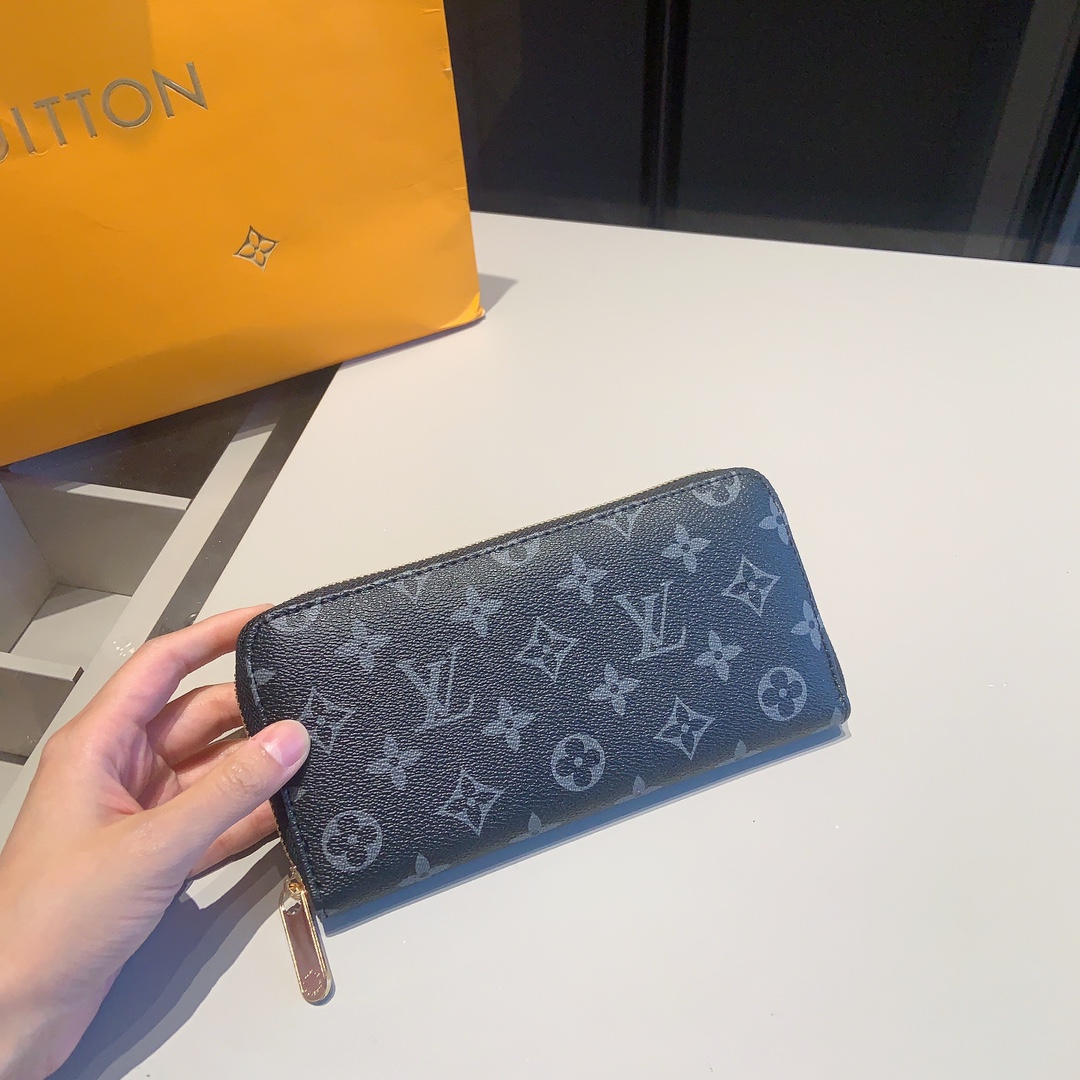 LV $76 gallery