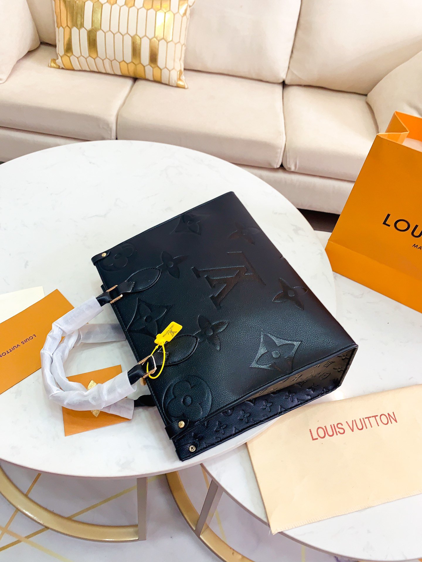 LV $76 gallery