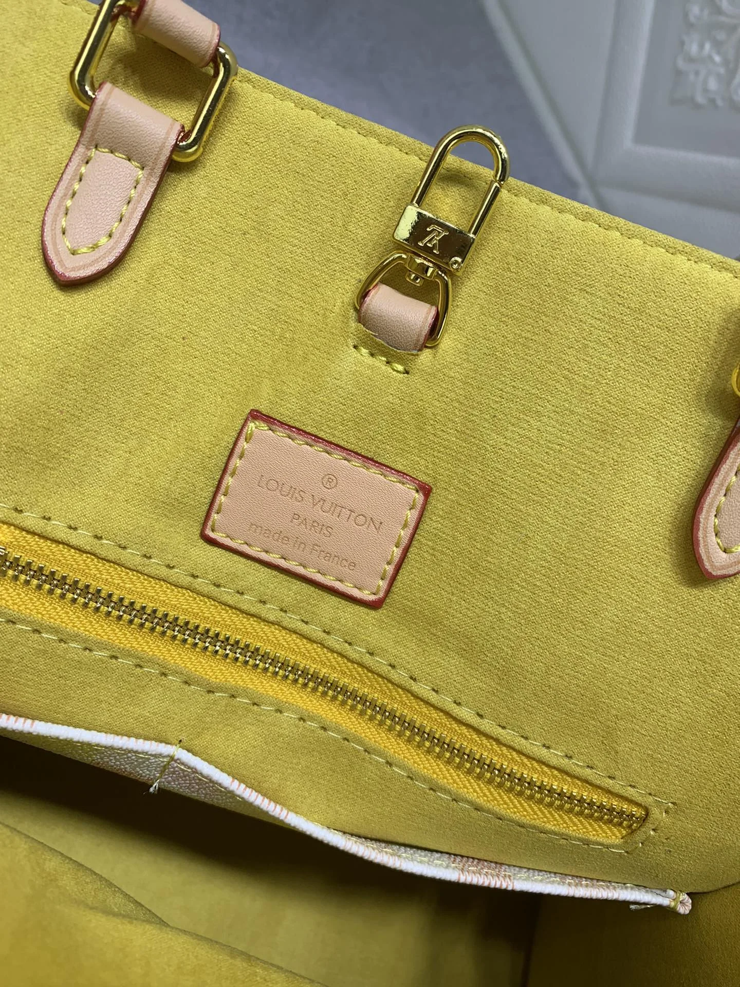 LV $76 gallery