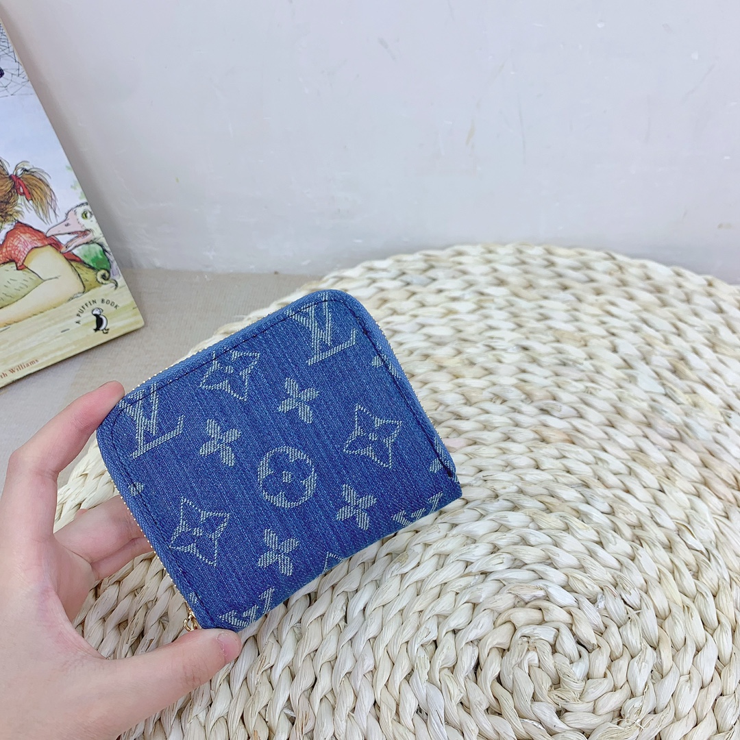 LV $77 gallery