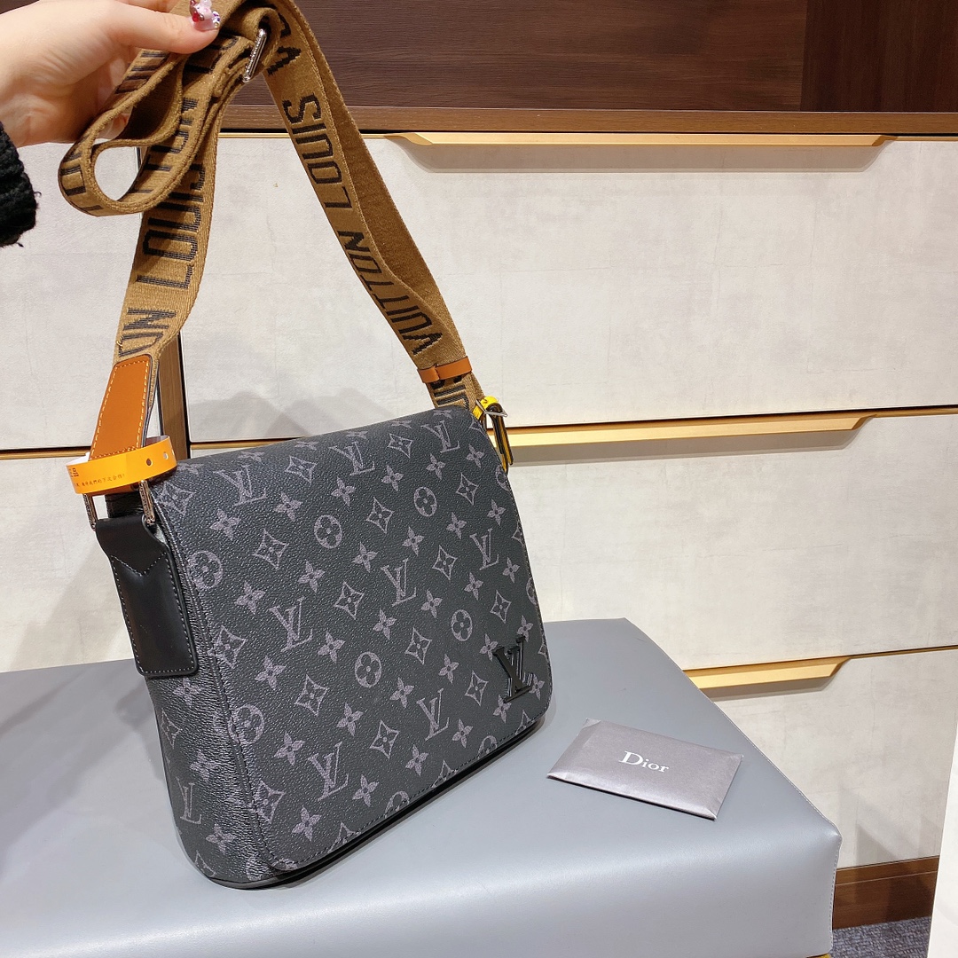 LV $78 gallery