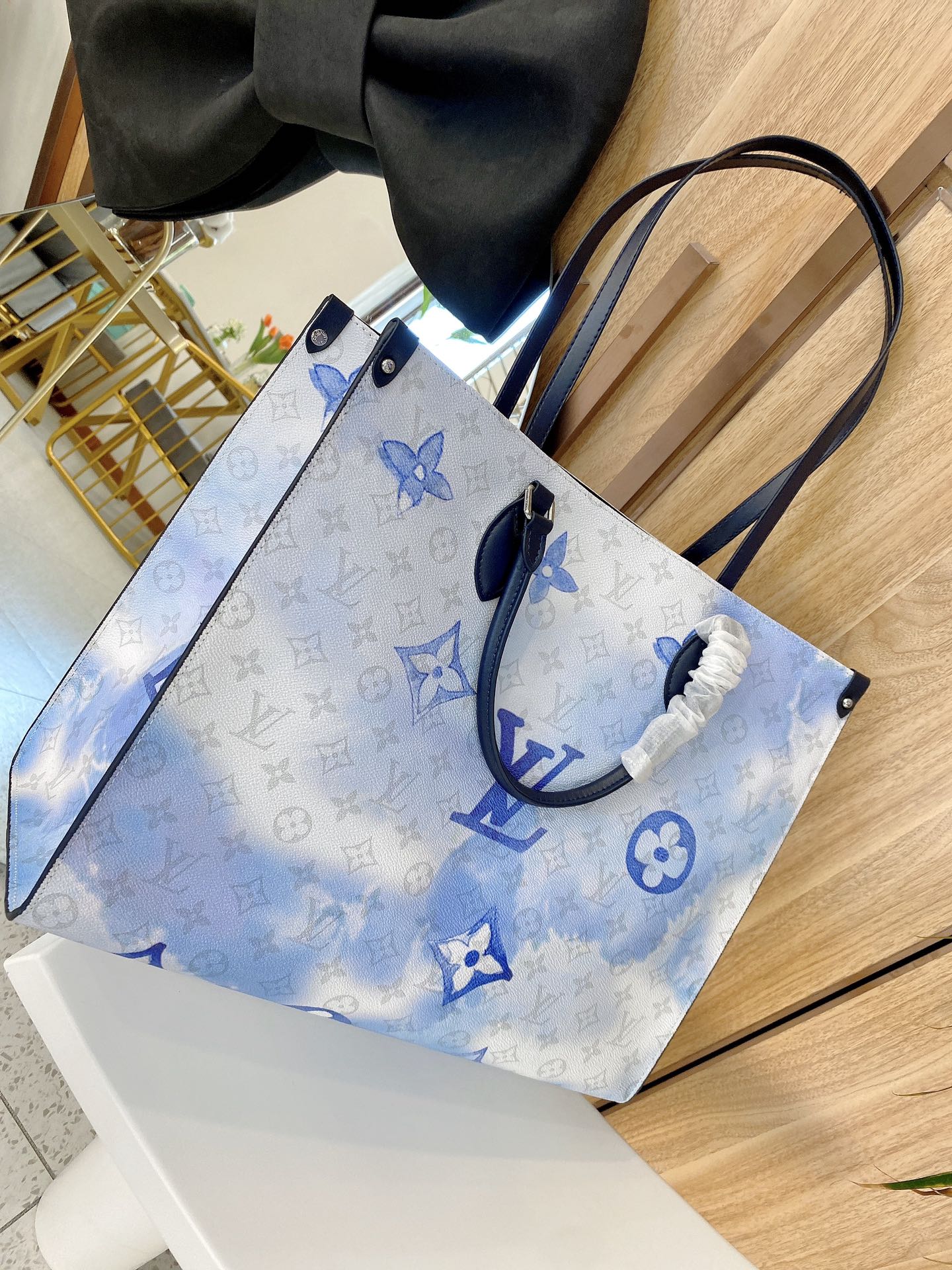 LV $78 gallery