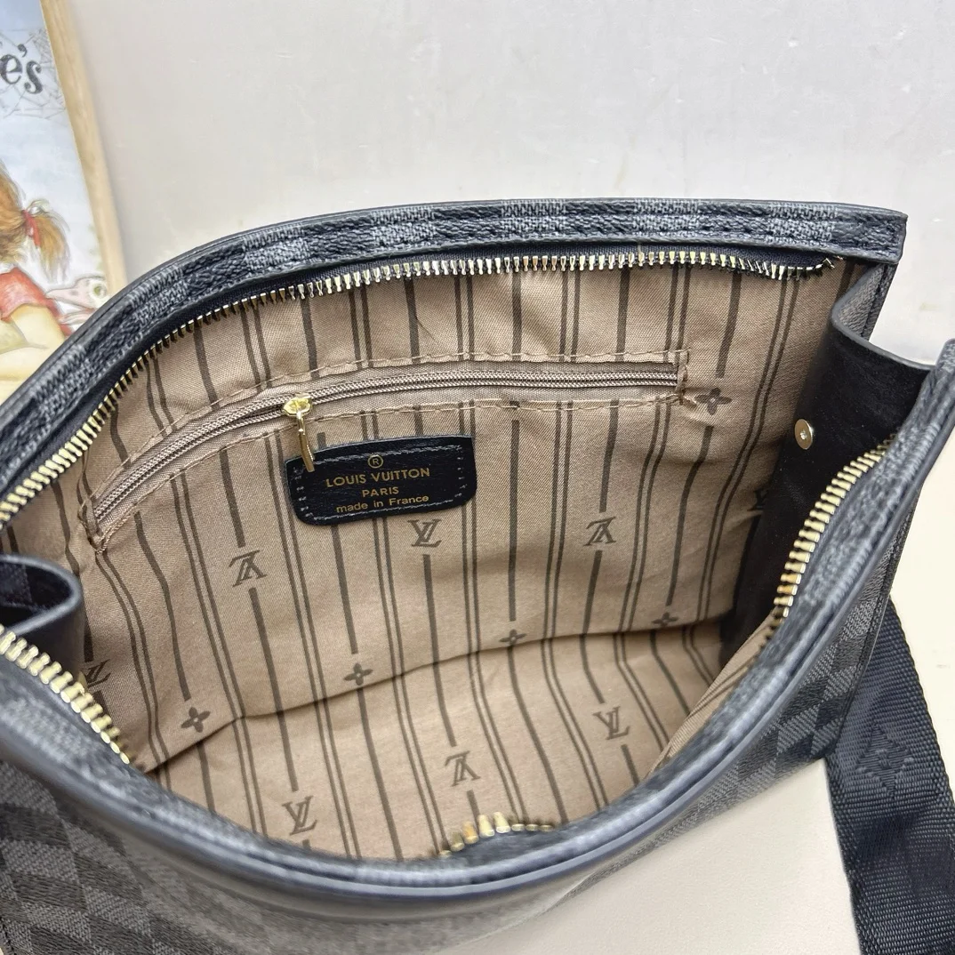 LV $79 gallery