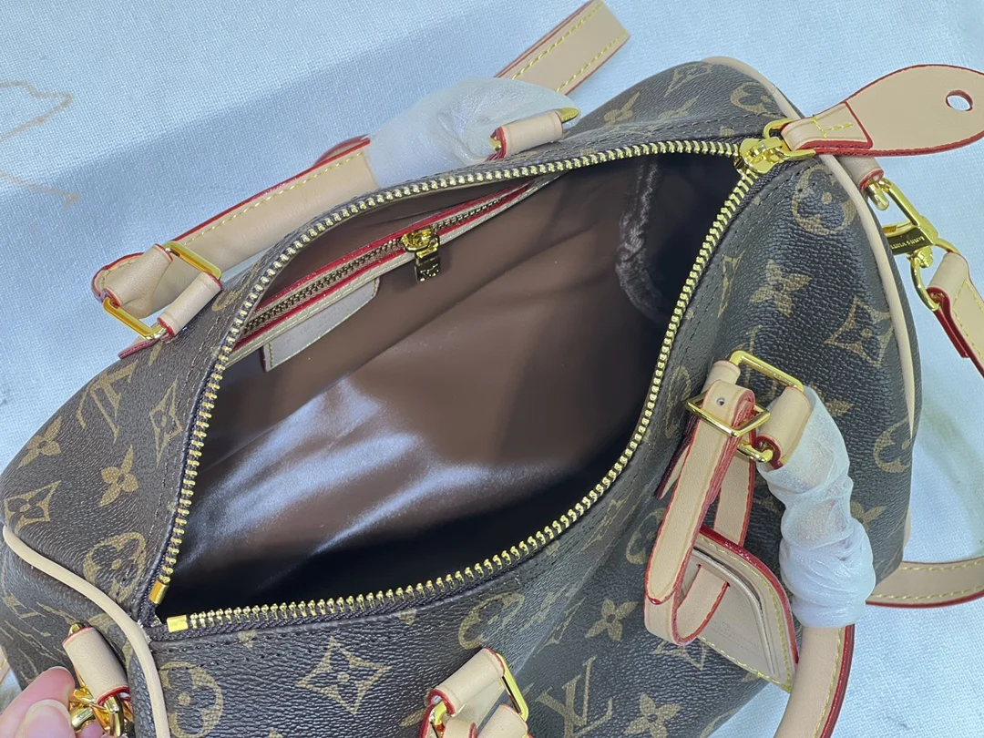 LV $79 gallery