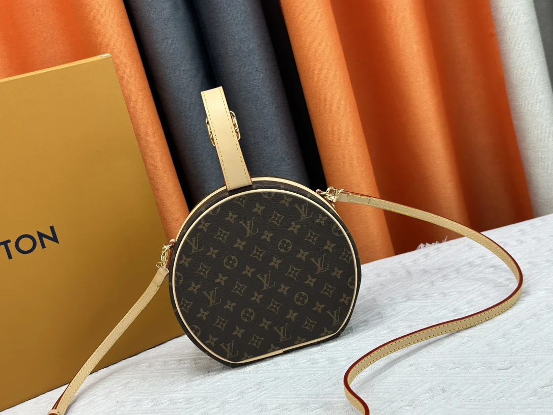 LV $79 gallery