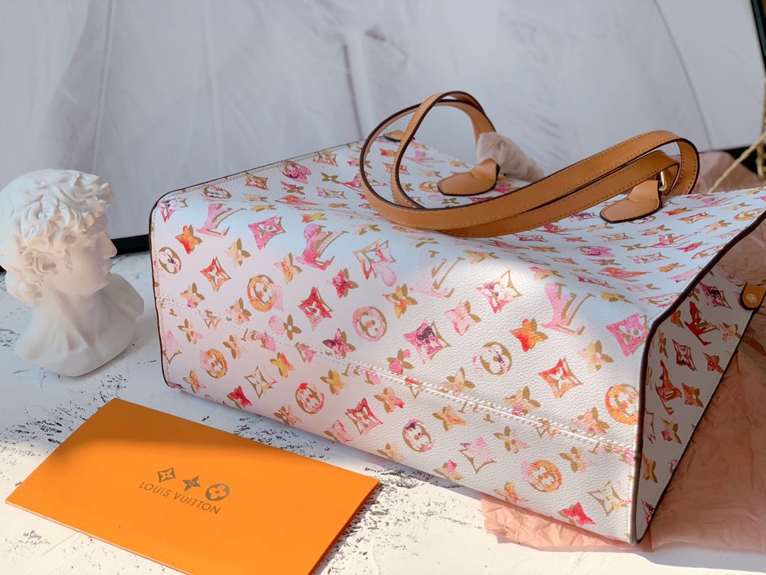 LV $79 gallery