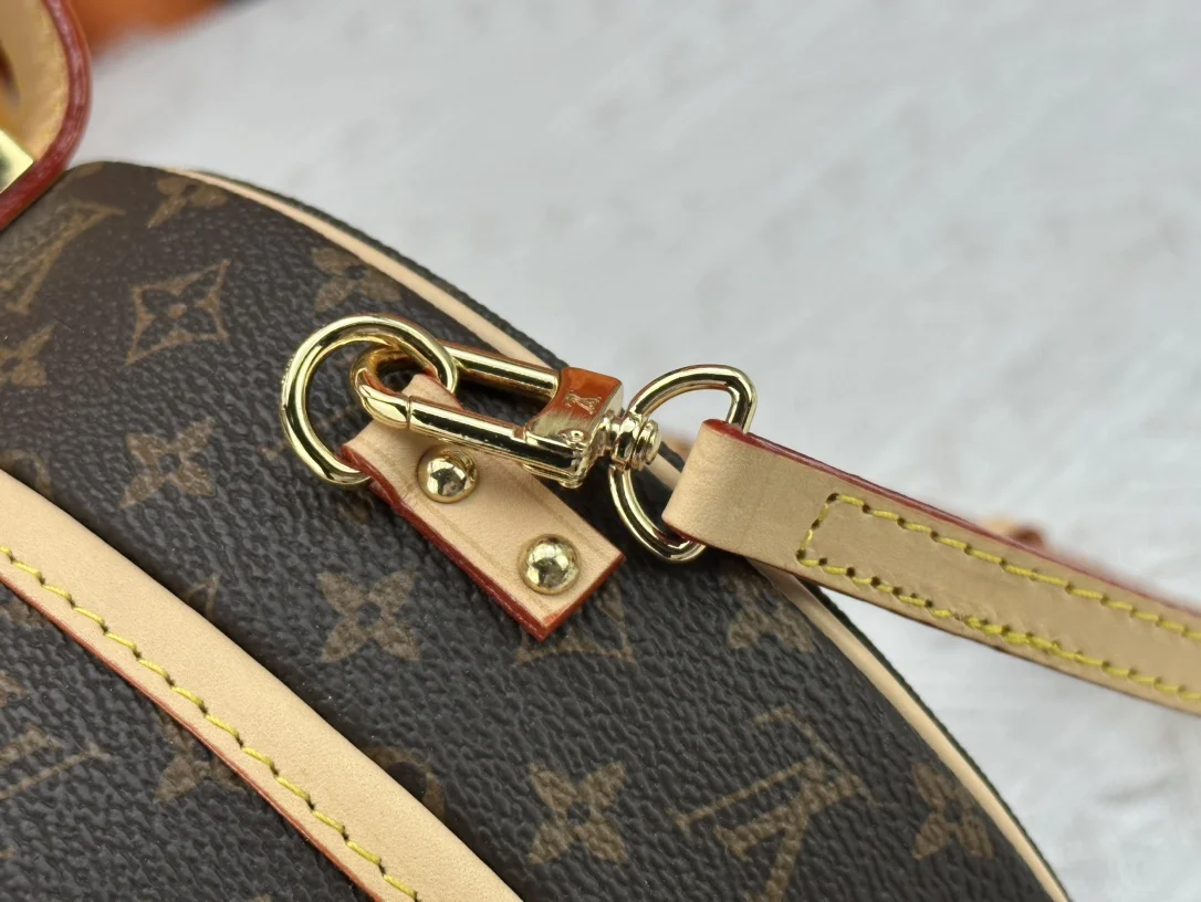 LV $79 gallery