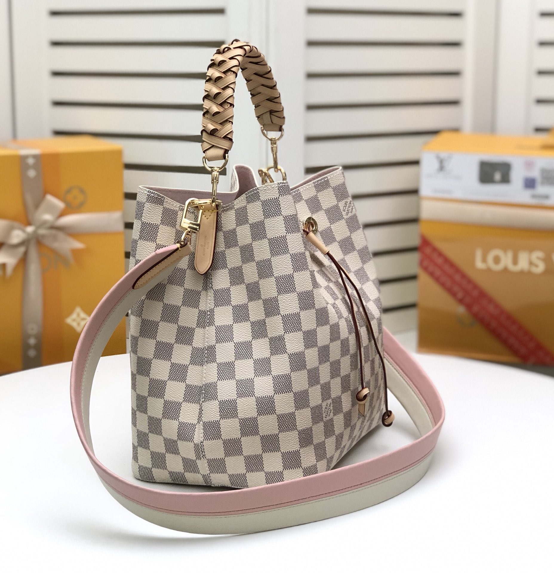 LV $79 gallery