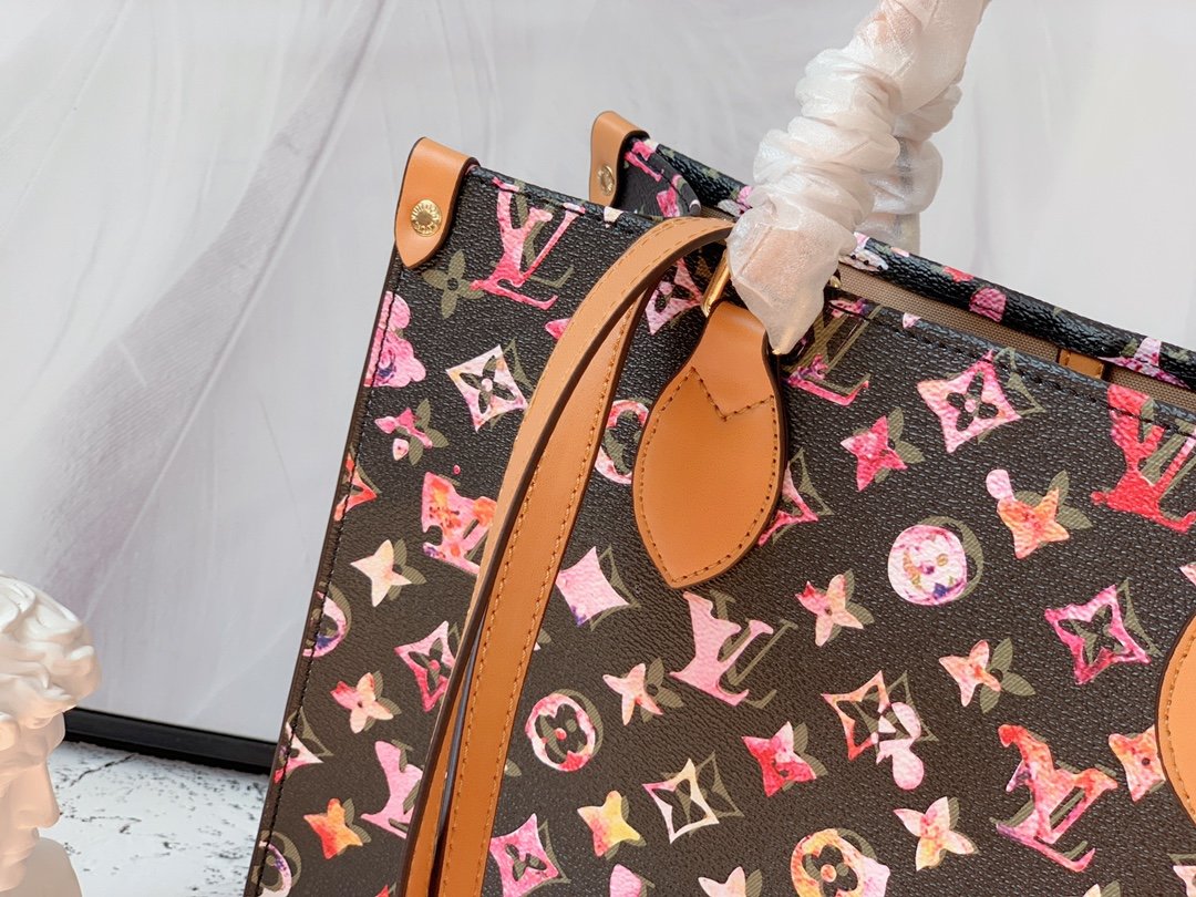 LV $79 gallery