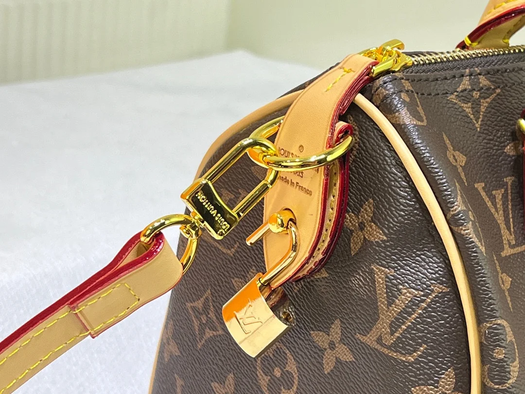 LV $79 gallery