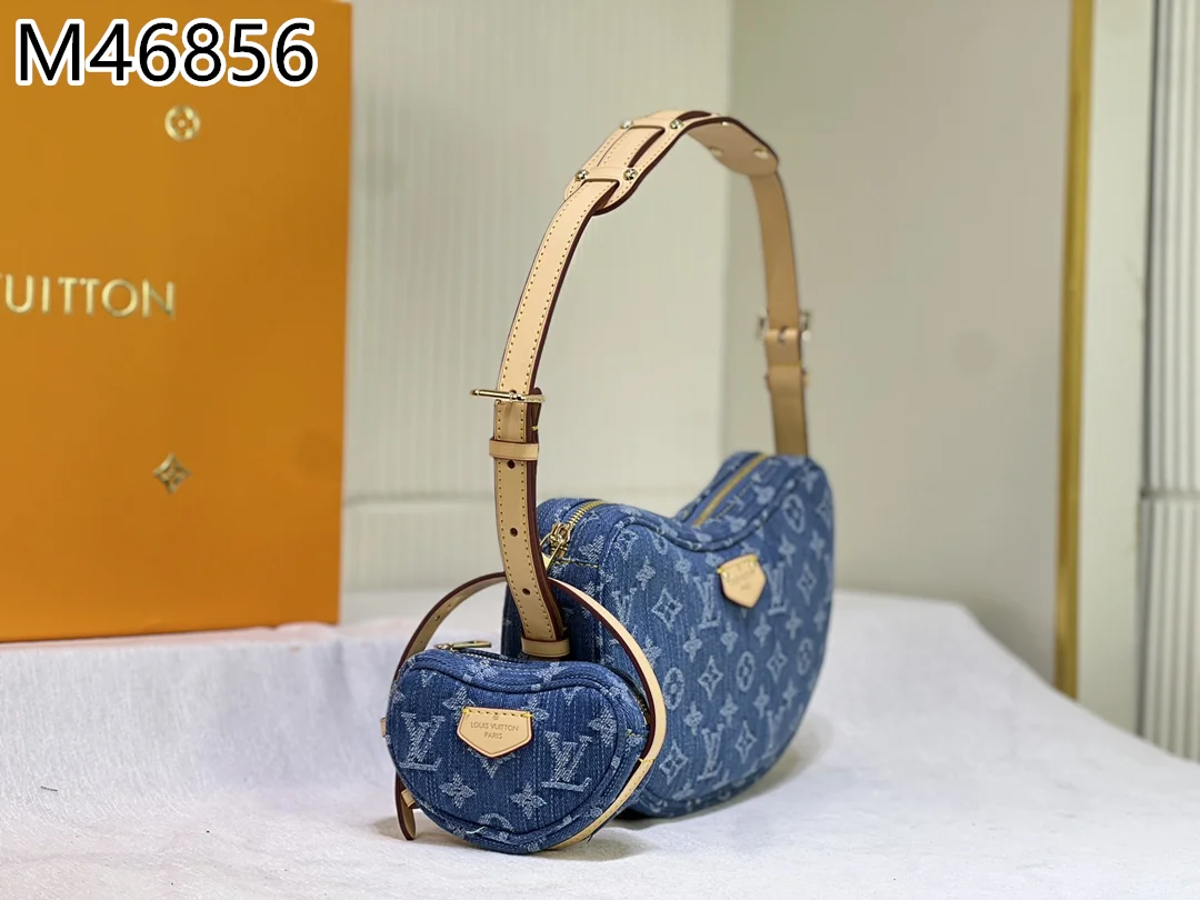 LV $79 gallery