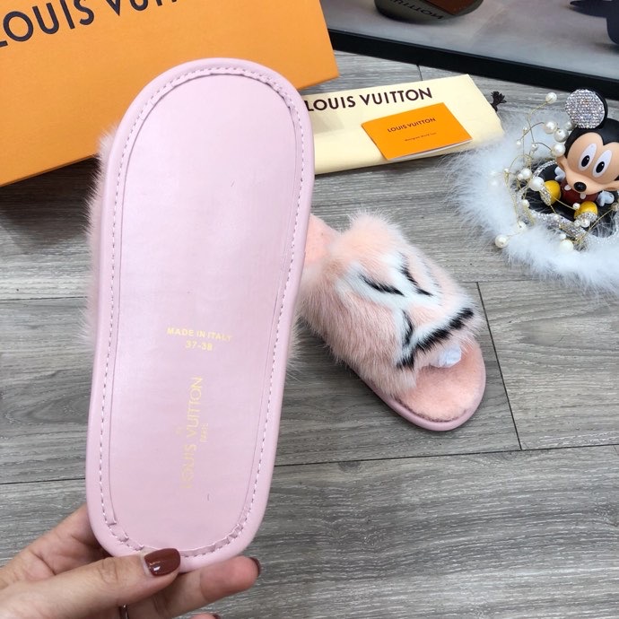 LV $79 gallery