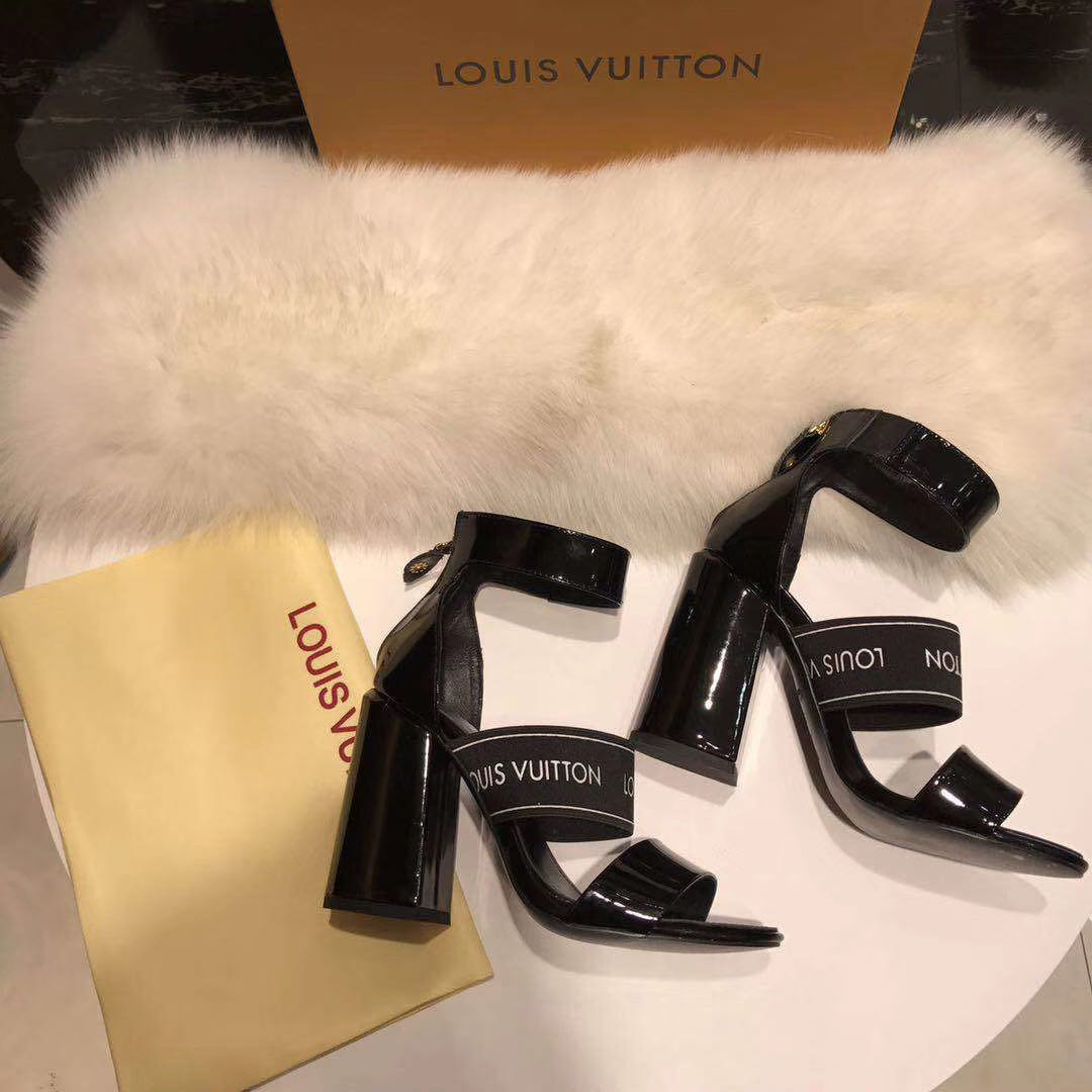 LV $80 gallery