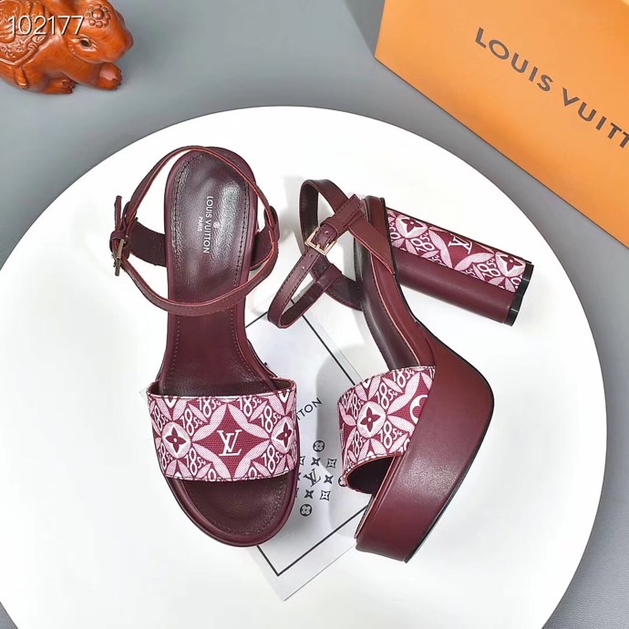 LV $80 gallery