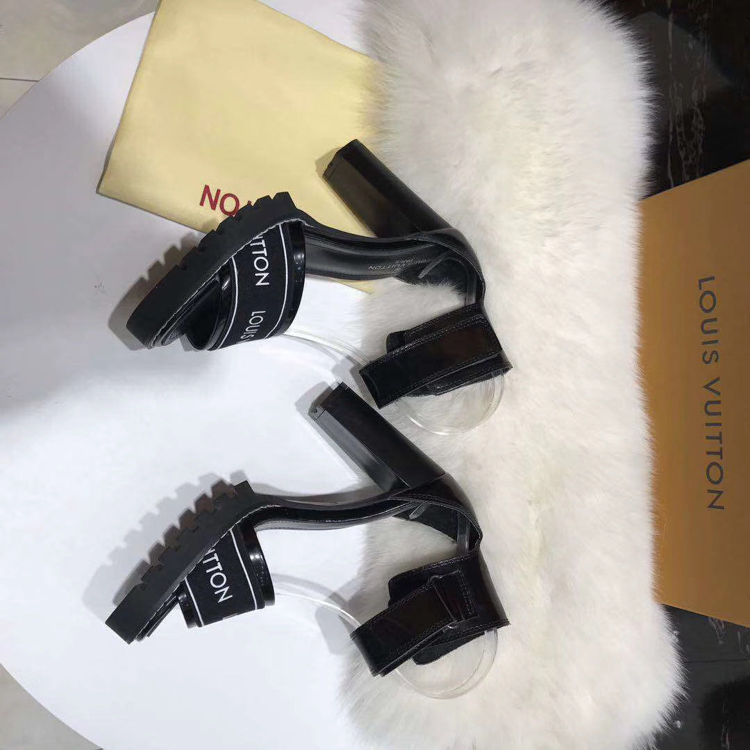 LV $80 gallery