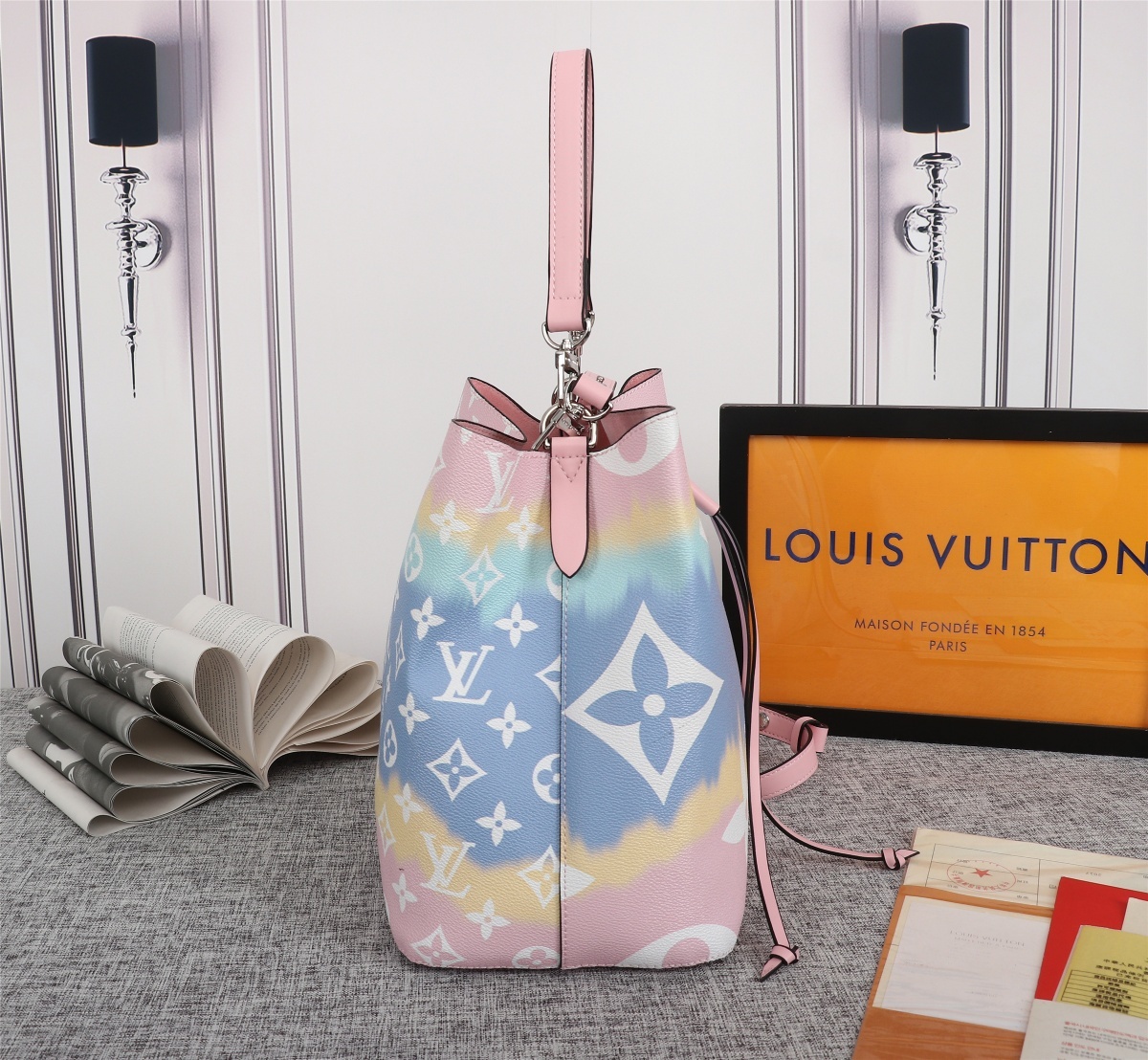 LV $80 gallery