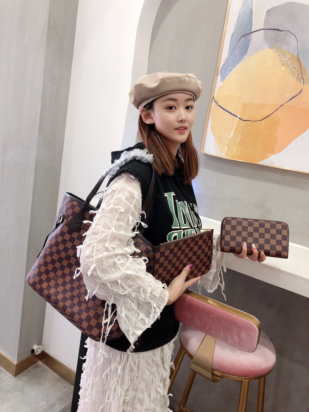 LV $80 gallery