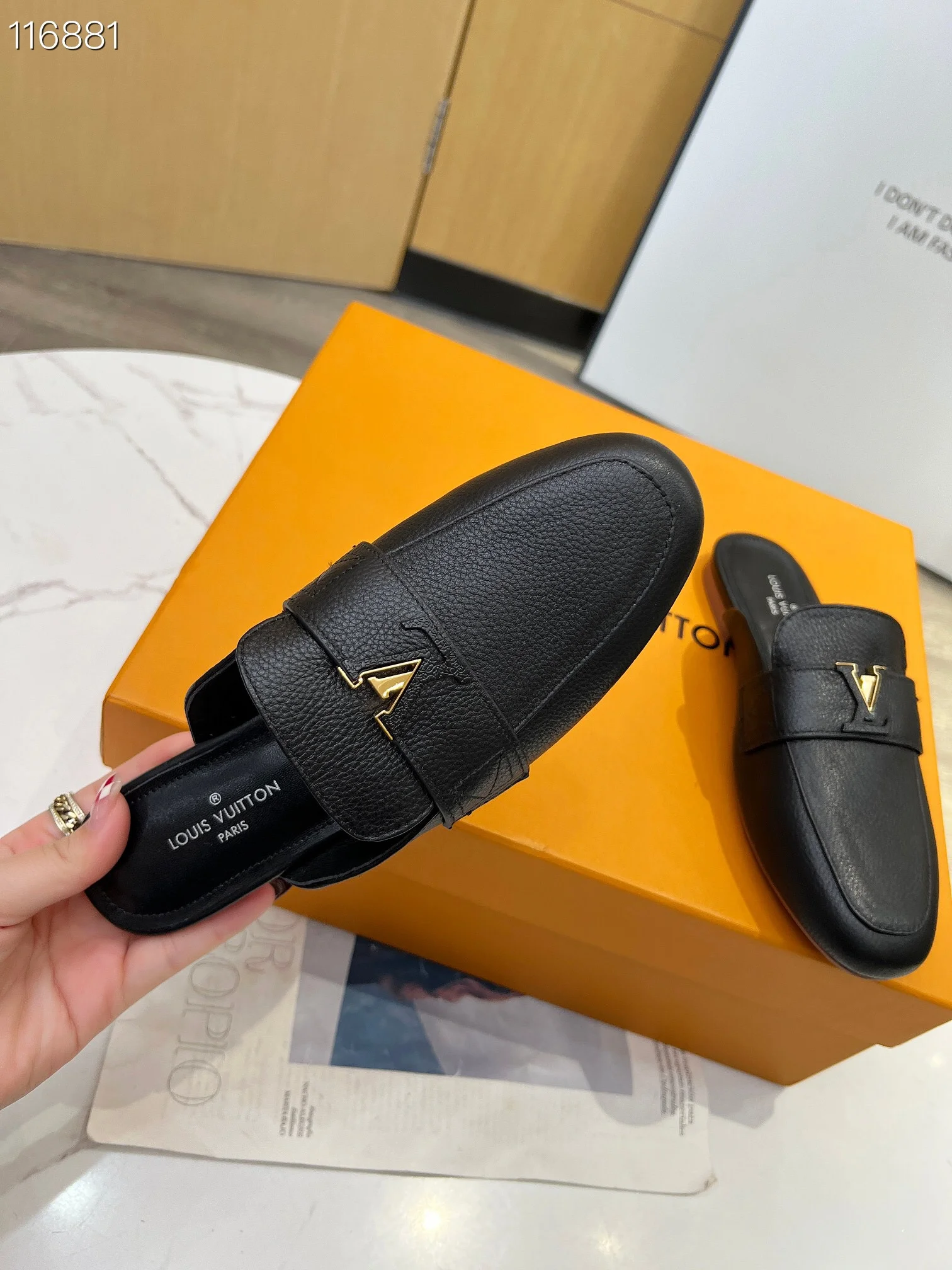 LV $80 gallery