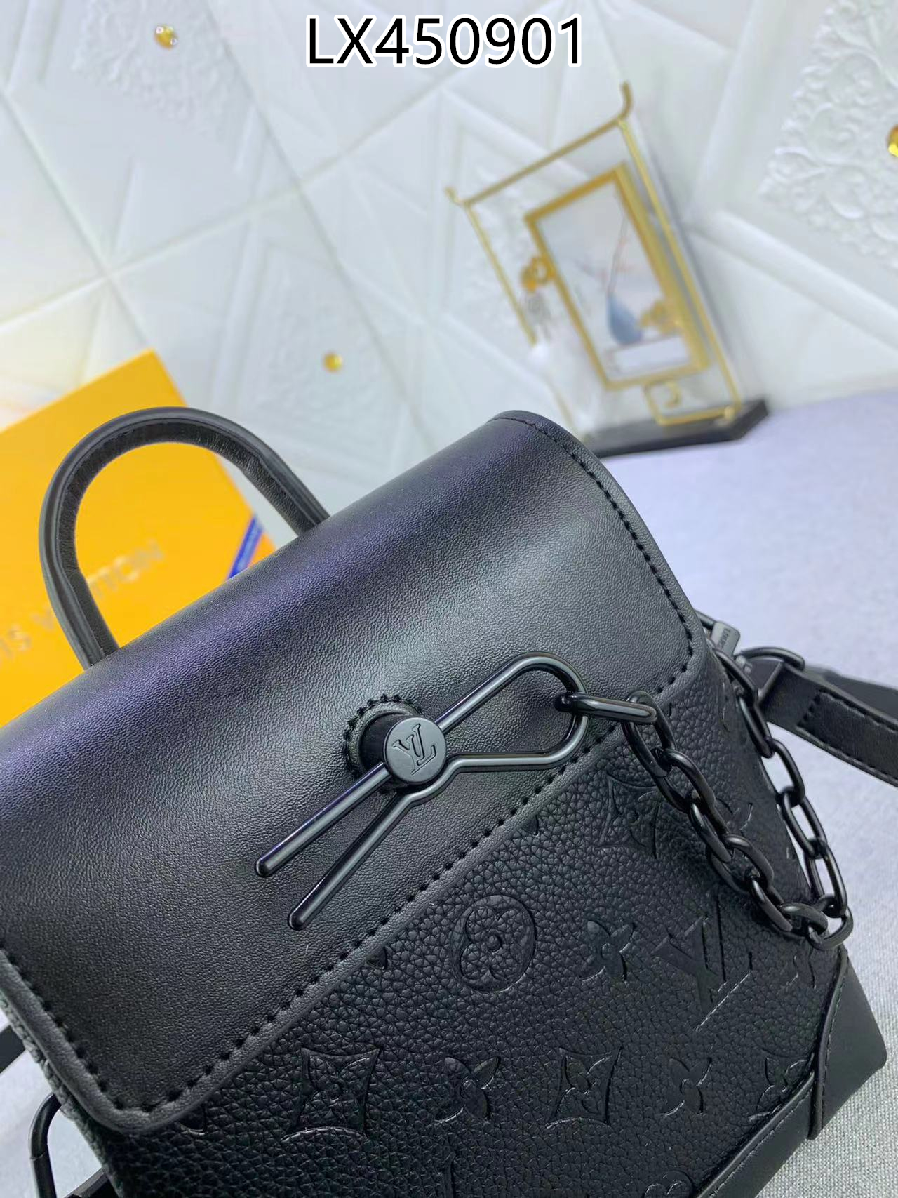 LV $80 gallery