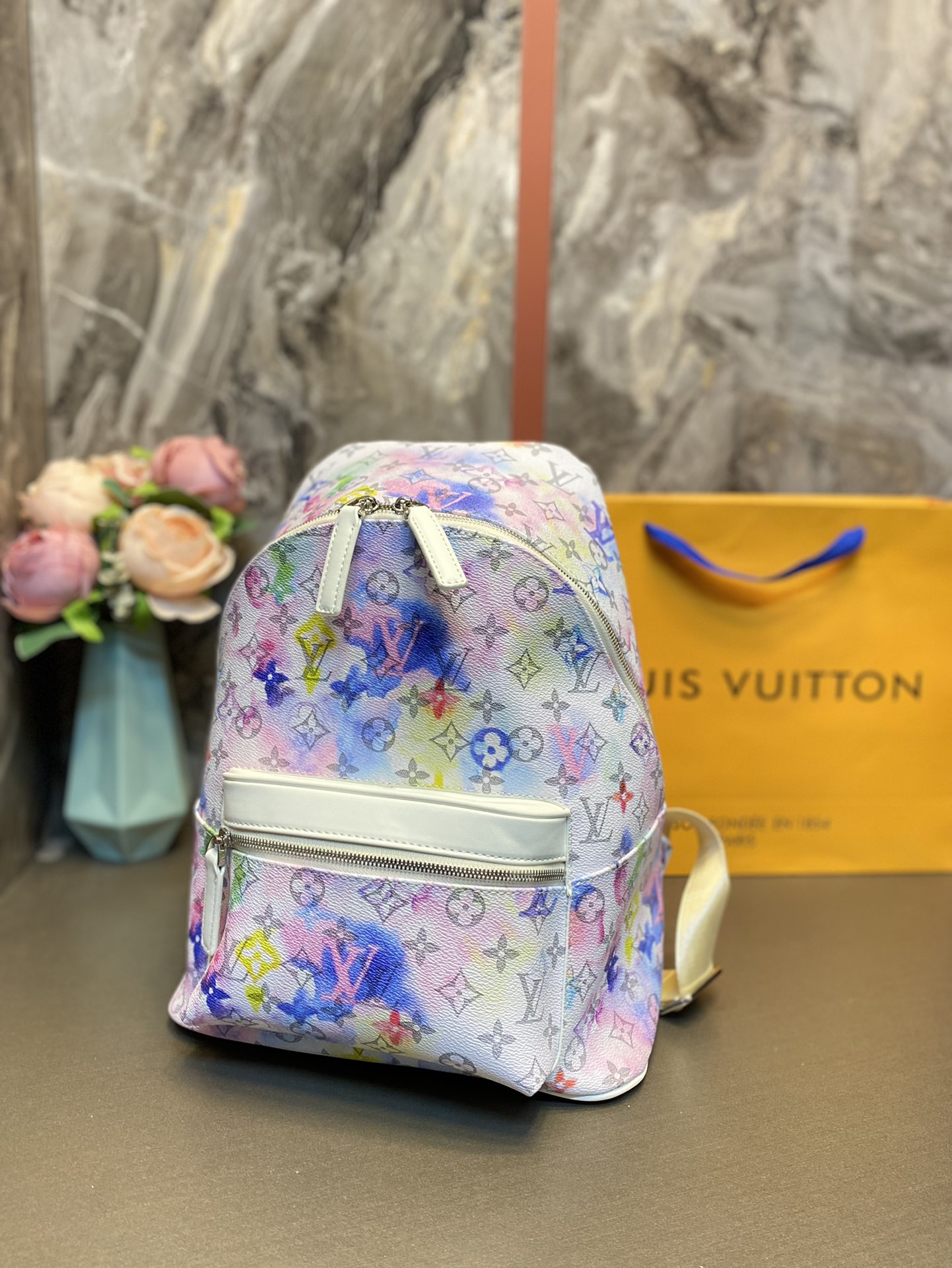 LV $80 gallery