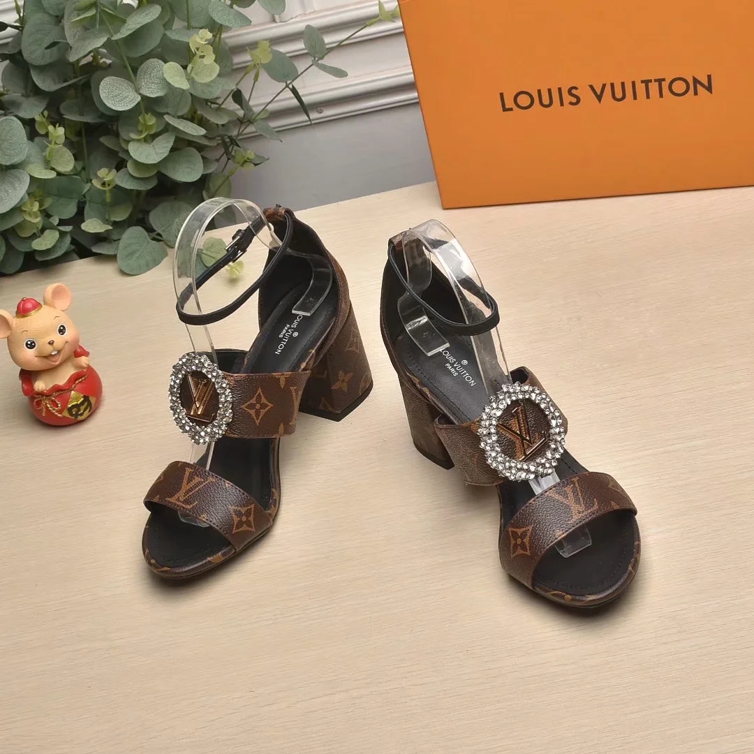 LV $80 gallery