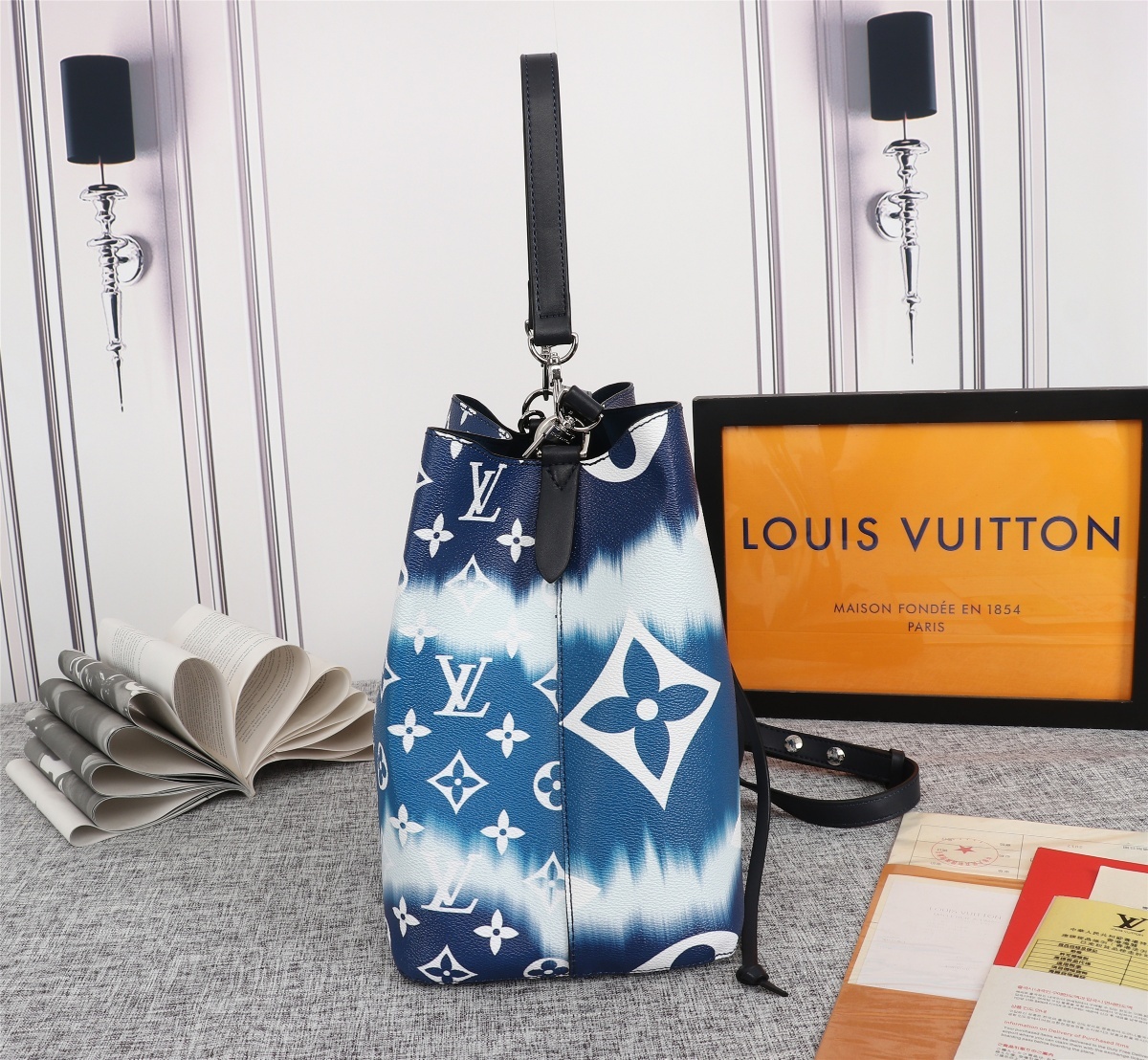 LV $80 gallery