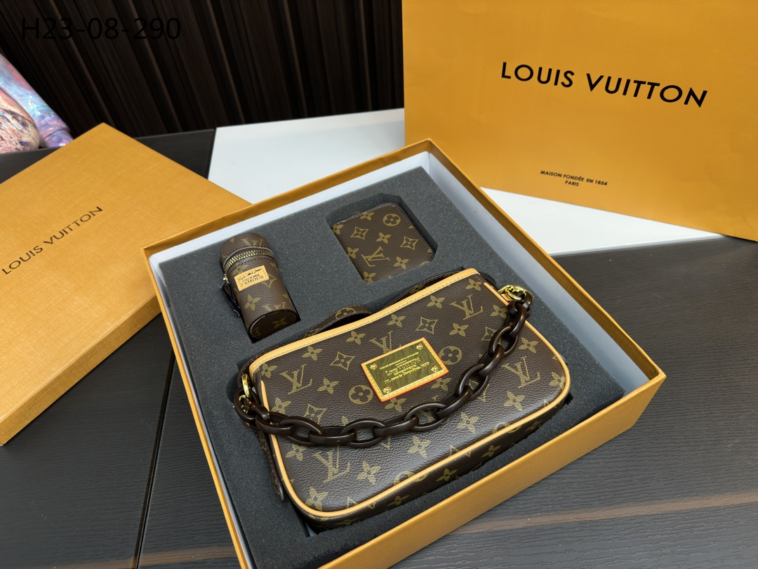 LV $81 gallery