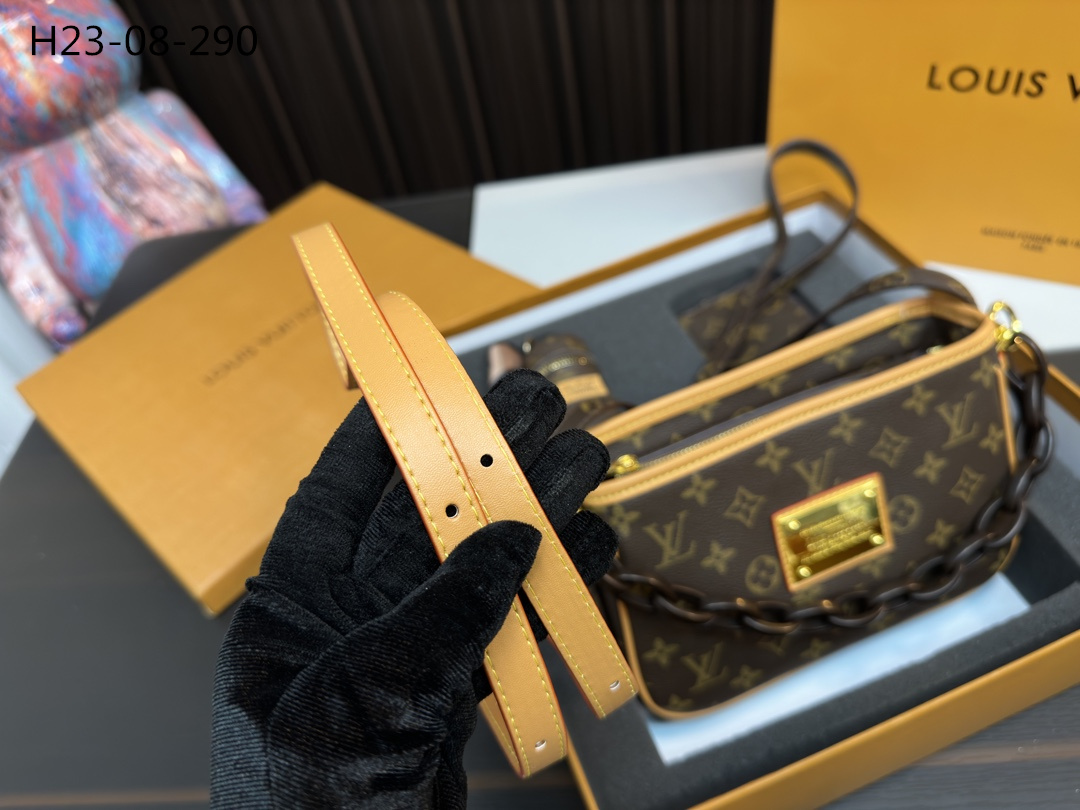 LV $81 gallery