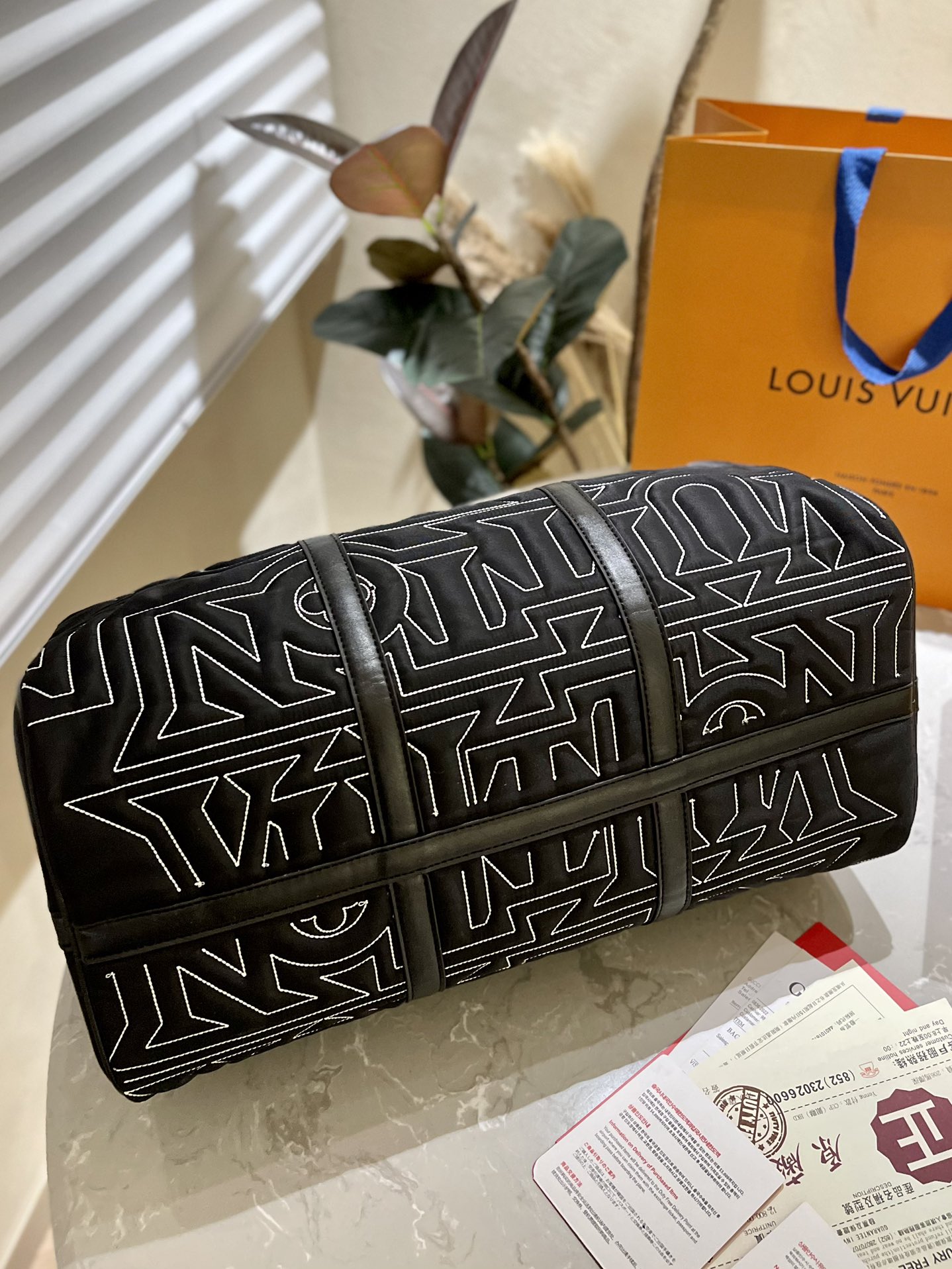 LV $81 gallery