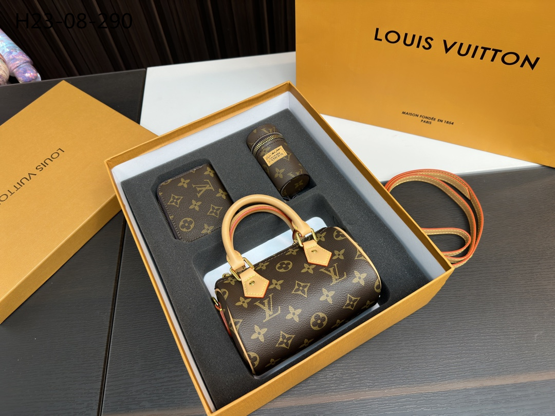 LV $81 gallery