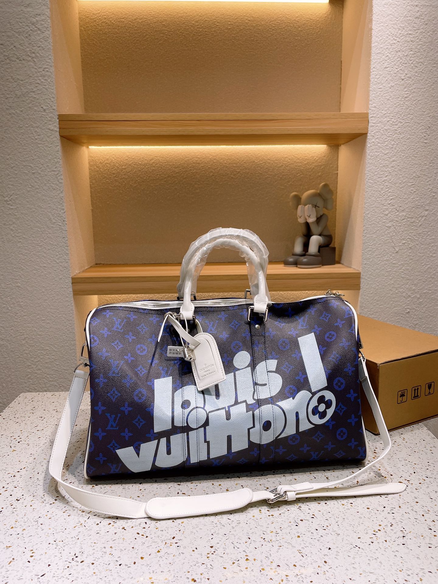 LV $82 gallery