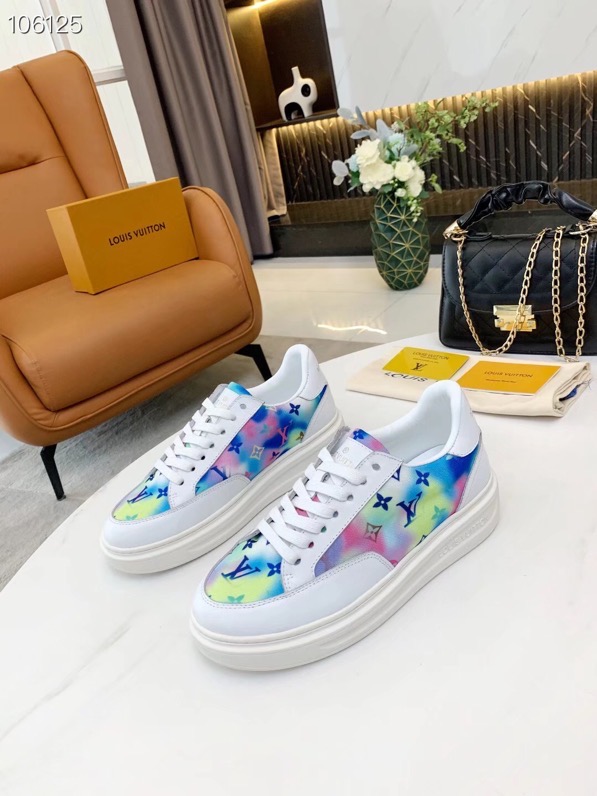 LV $82 gallery