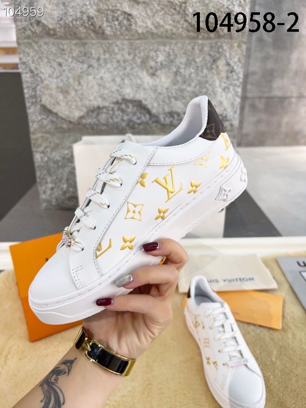 LV $82 gallery